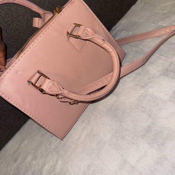 Purse - Picture 2 of 4